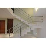 quanto custa escada de mármore branco Vila Mazzei